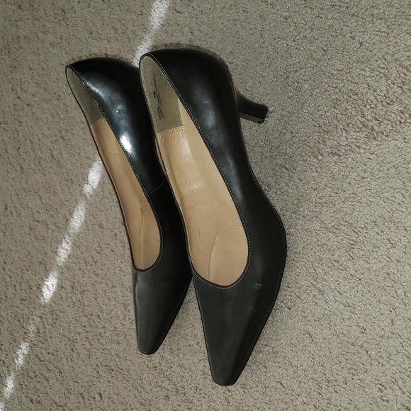 Hannah 7 shiny deep grey pumps barely wore career - Picture 3 of 7